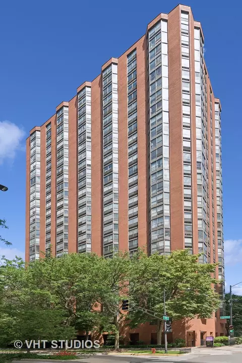 899 S Plymouth Ct #1808, Chicago, IL 60605
