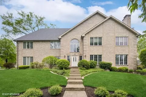 5733 Giddings Ave, Hinsdale, IL 60521