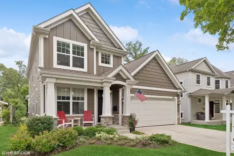 921 N Beverly Ln, Arlington Heights, IL 60004