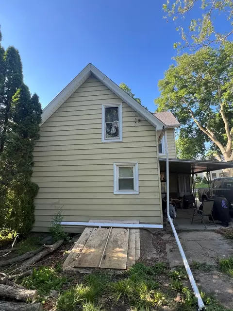 Other - 1004 Long St, Dixon, IL 61021 photo 3 of 3