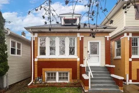921 Ferdinand Ave, Forest Park, IL 60130