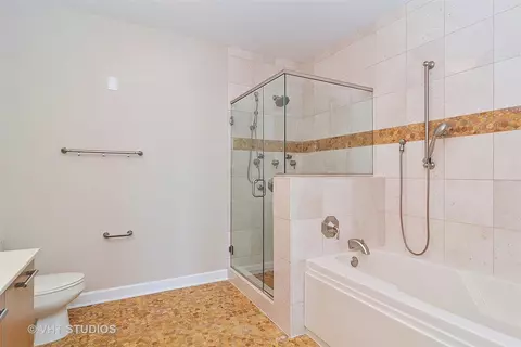 450 E Waterside Dr #2509, Chicago, IL 60601 photo 12