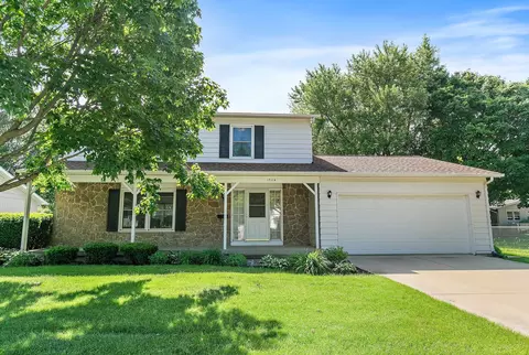 1904 Margaret Ln, Dekalb, IL 60115
