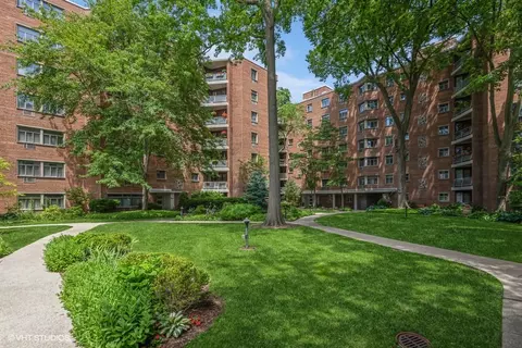 1864 Sherman Ave #6NE, Evanston, IL 60201