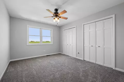Bedroom - 3927 W 3000s Rd, Kankakee, IL 60901 photo 5 of 5