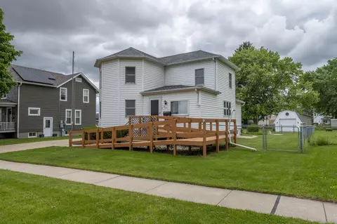 307 N Seminary St, Mount Morris, IL 61054