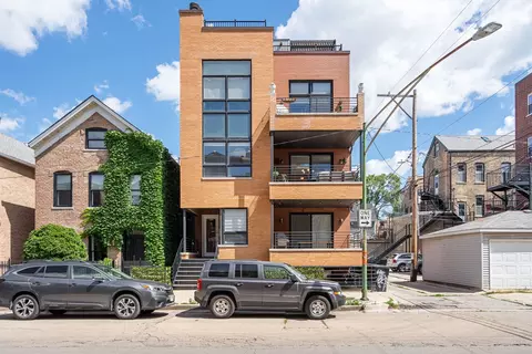 1712 W Beach Ave #2, Chicago, IL 60622