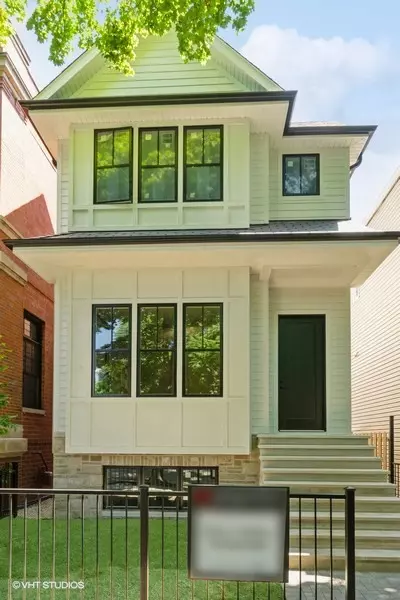 1227 W Nelson St, Chicago, IL 60657