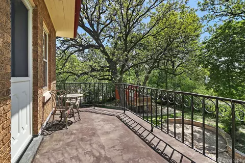 Exterior - 1403 Glenview Rd, Glenview, IL 60025 photo 4 of 13