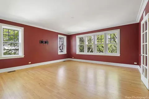 Living - 1403 Glenview Rd, Glenview, IL 60025 photo 6 of 6