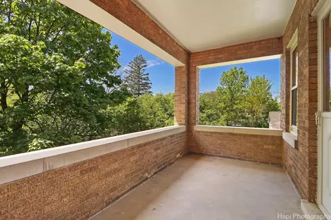 Exterior - 1403 Glenview Rd, Glenview, IL 60025 photo 6 of 13
