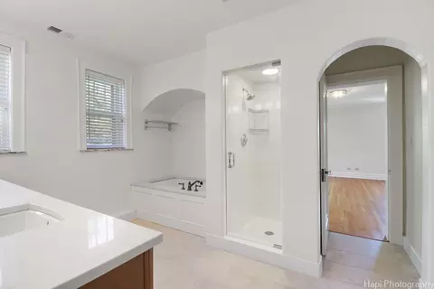 Bath - 1403 Glenview Rd, Glenview, IL 60025 photo 3 of 6