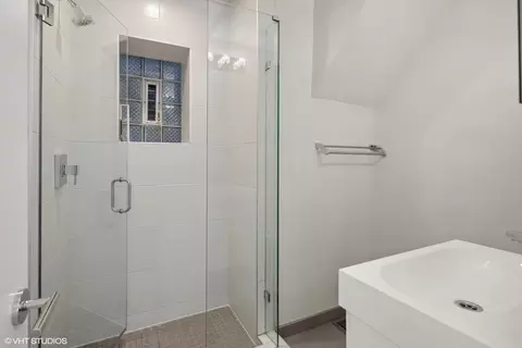 2031 W Webster Ave, Chicago, IL 60647 photo 9
