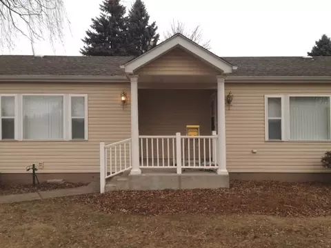 146 E Strong Ave, Wheeling, IL 60090