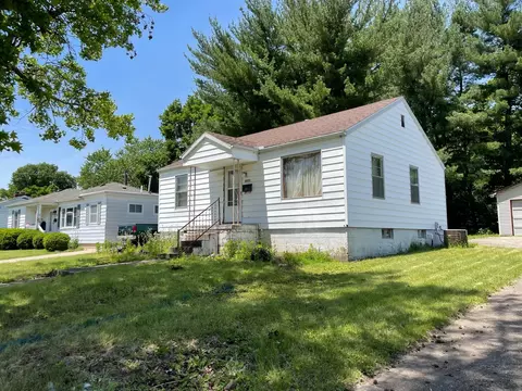 1606 W John St, Champaign, IL 61821