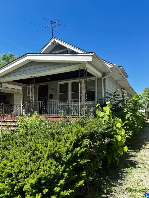 11516 S Parnell Ave, Chicago, IL 60628