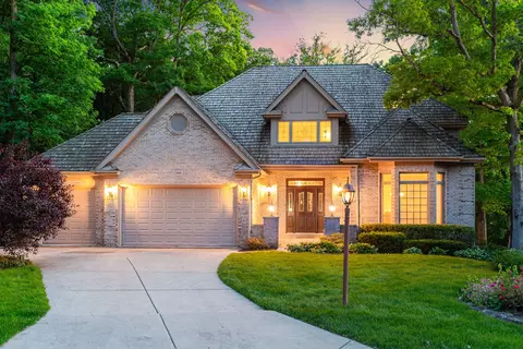 1566 Wood Creek Trl, Bartlett, IL 60103