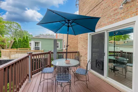 Exterior - 4133 Maple Ave, Brookfield, IL 60513 photo 2 of 5