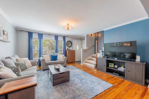Living - 4133 Maple Ave, Brookfield, IL 60513 photo 3 of 3