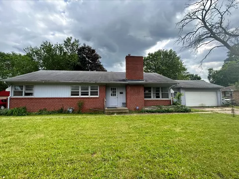 2324 Glenwood Ave, Rockford, IL 61103