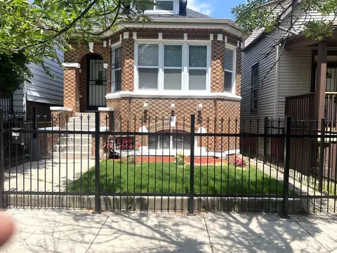 1236 W 72nd St, Chicago, IL 60636