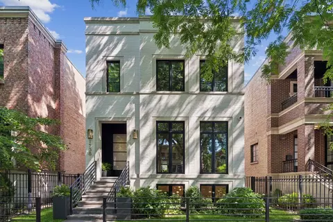 1238 W Altgeld St, Chicago, IL 60614
