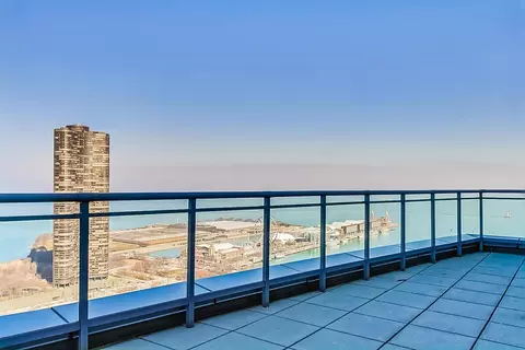 450 E Waterside Dr #1405, Chicago, IL 60601 photo 50