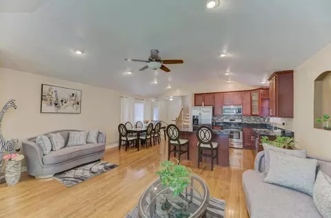 9130 S Normal Ave, Chicago, IL 60620 photo 6