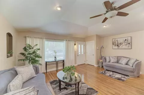 9130 S Normal Ave, Chicago, IL 60620 photo 5