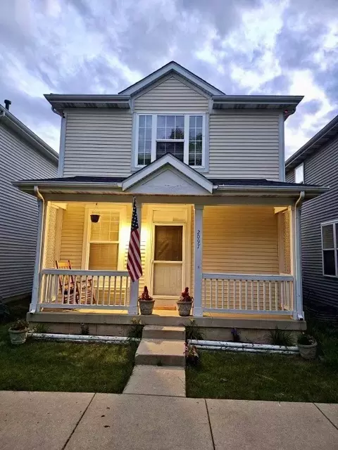 2097 Union Mill Dr, Aurora, IL 60503