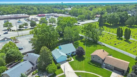 View/Area - 3609 W Bradley Ct, Mchenry, IL 60050 photo 3 of 5