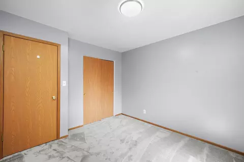 Bedroom - 3609 W Bradley Ct, Mchenry, IL 60050 photo 3 of 6