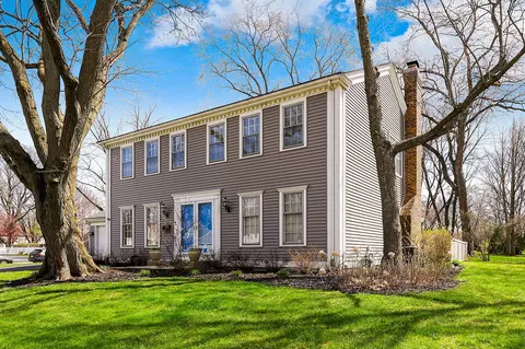 1408 N Loomis St, Naperville, IL 60563