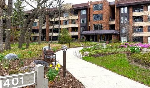 1401 Burr Oak Rd #106C, Hinsdale, IL 60521