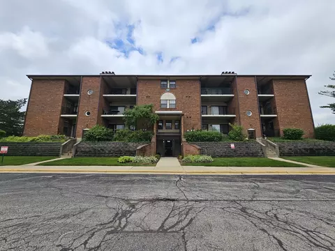 740 Weidner Rd #306, Buffalo Grove, IL 60089