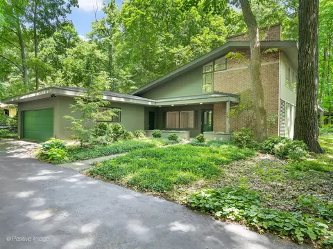 5209 Lee Ave, Downers Grove, IL 60515