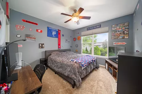 2516 Eisenhower Blvd, Mchenry, IL 60051 photo 19