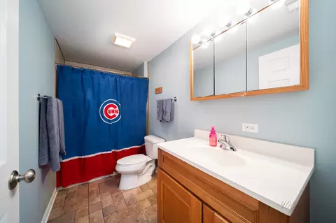 2516 Eisenhower Blvd, Mchenry, IL 60051 photo 30