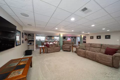 2516 Eisenhower Blvd, Mchenry, IL 60051 photo 25