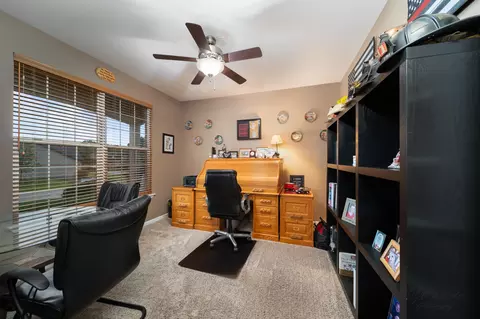 2516 Eisenhower Blvd, Mchenry, IL 60051 photo 5
