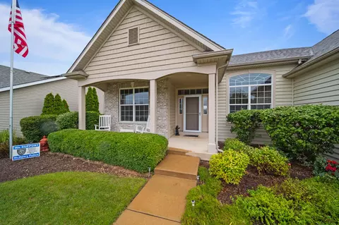 2516 Eisenhower Blvd, Mchenry, IL 60051 photo 3