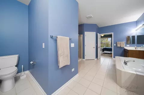 2516 Eisenhower Blvd, Mchenry, IL 60051 photo 17