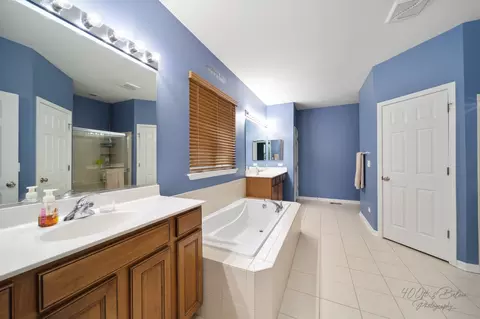 2516 Eisenhower Blvd, Mchenry, IL 60051 photo 16