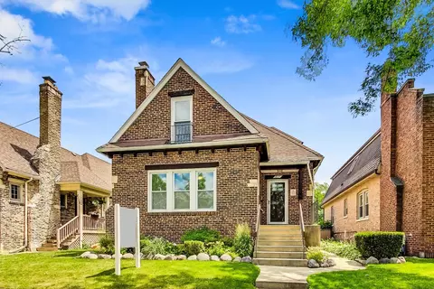8117 N Osceola Ave, Niles, IL 60714