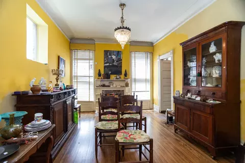 31 E Scott St, Chicago, IL 60610 photo 7