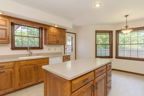 Kitchen - 905 Rhymer Dr, Normal, IL 61761 photo 4 of 5