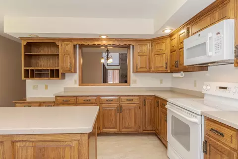 Kitchen - 905 Rhymer Dr, Normal, IL 61761 photo 5 of 5