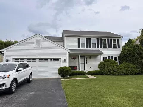 2117 Oakleaf Ln, Lake Villa, IL 60046