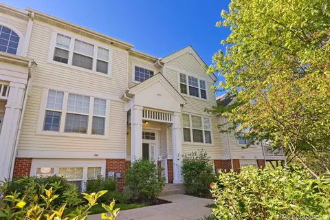 4607 Sawgrass Blvd, Wadsworth, IL 60083
