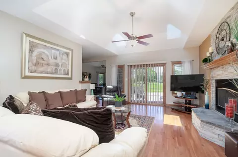 252 Fairway Dr, Beecher, IL 60401 photo 8